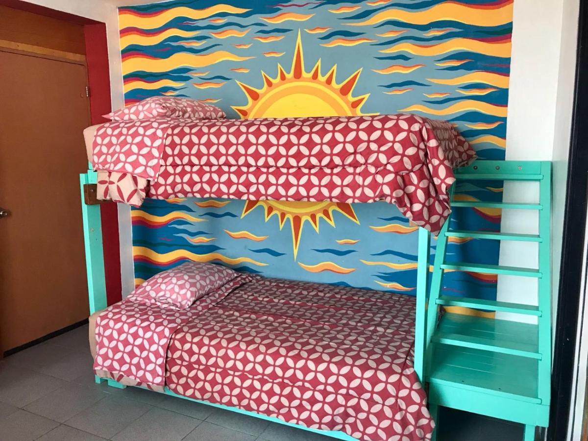 Surf House Chicama Hotel Puerto Chicama Bagian luar foto