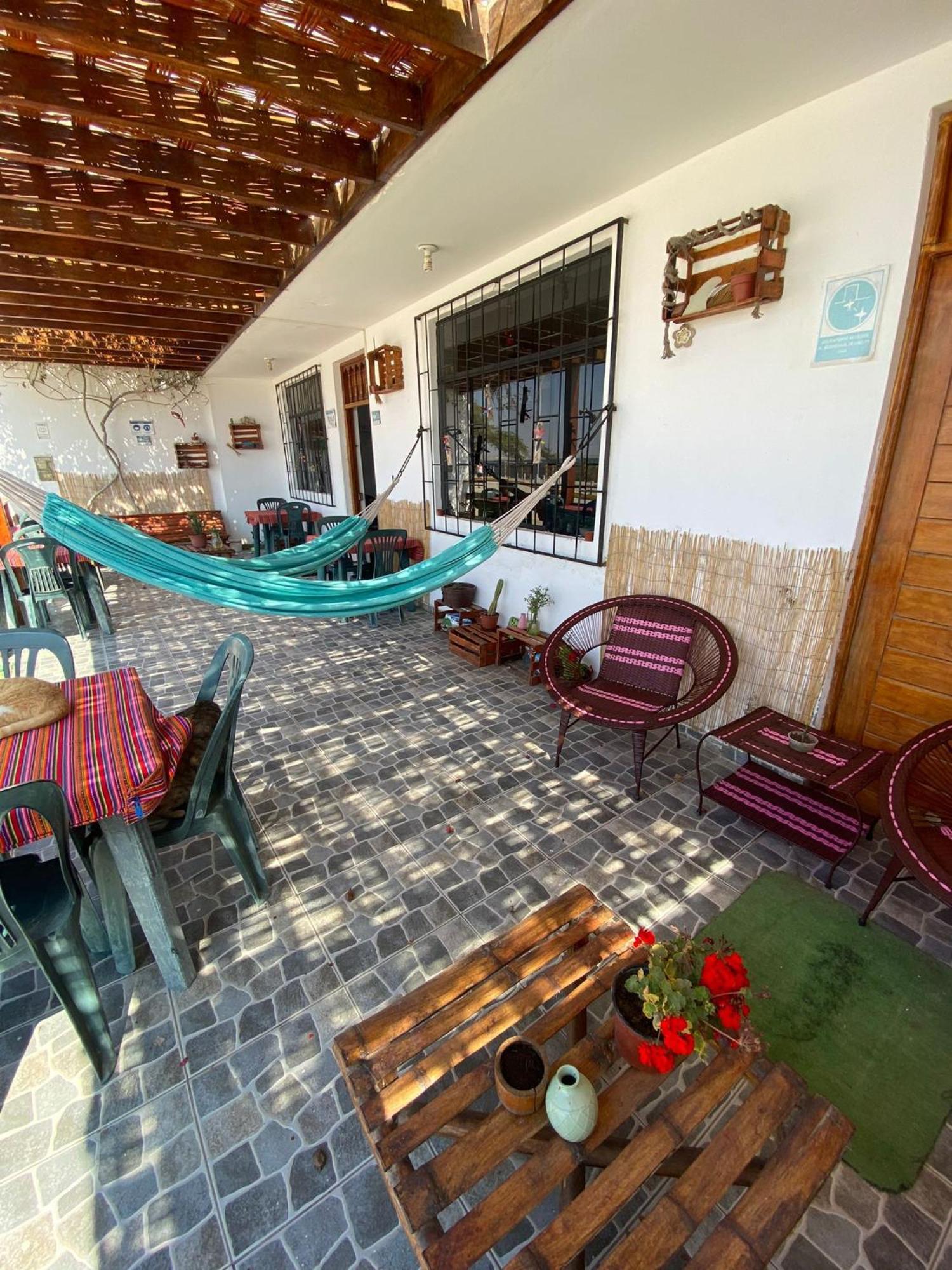 Surf House Chicama Hotel Puerto Chicama Bagian luar foto