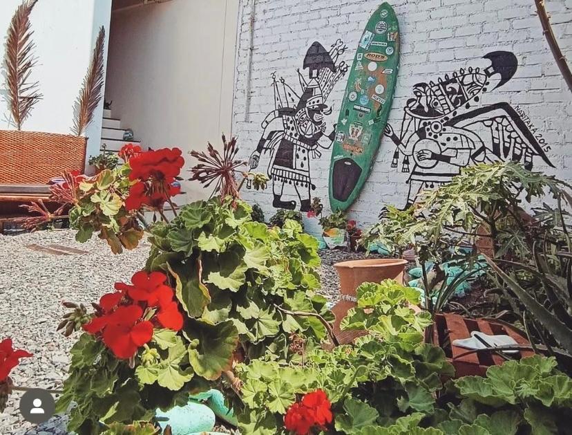 Surf House Chicama Hotel Puerto Chicama Bagian luar foto