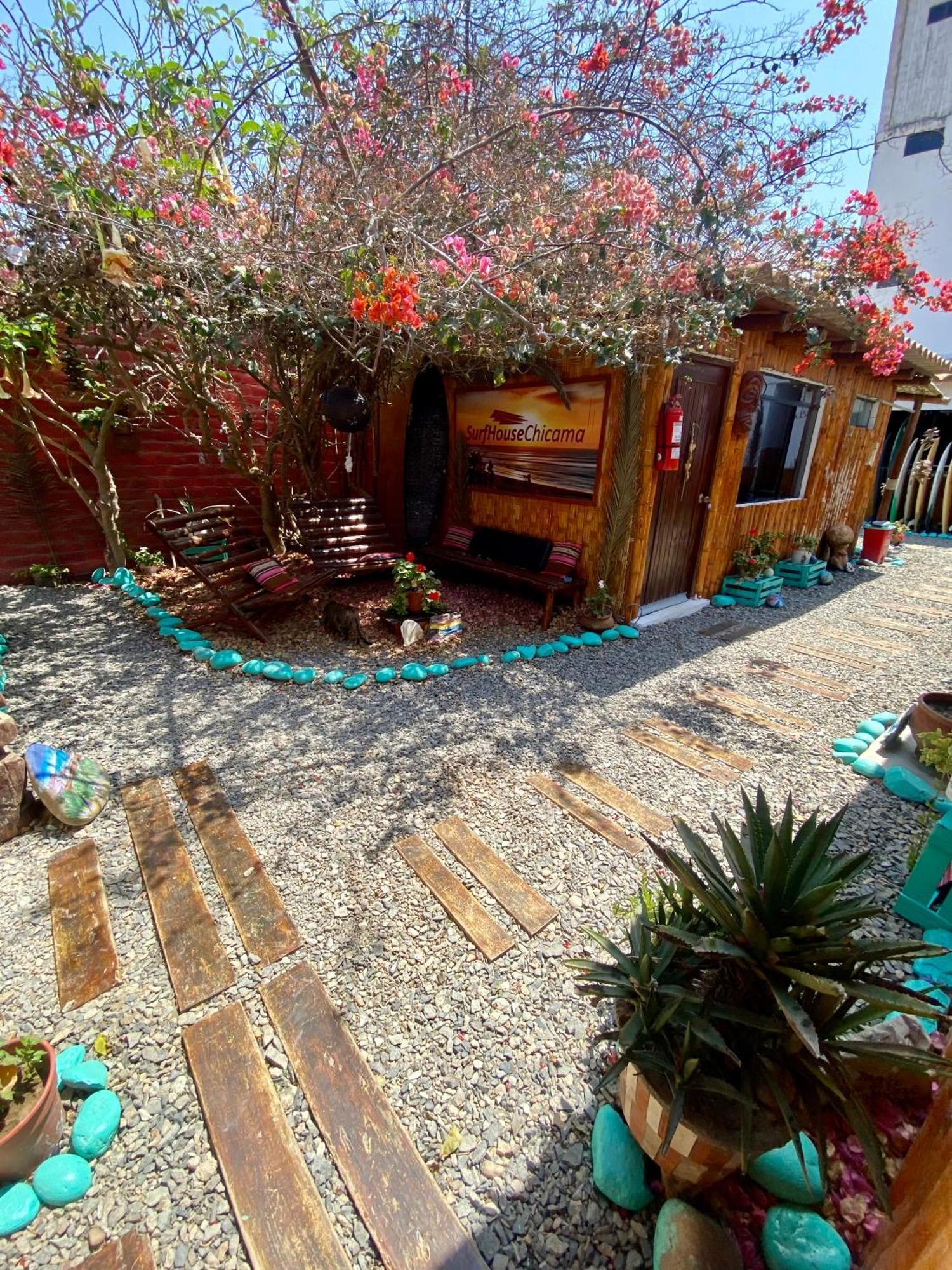 Surf House Chicama Hotel Puerto Chicama Bagian luar foto