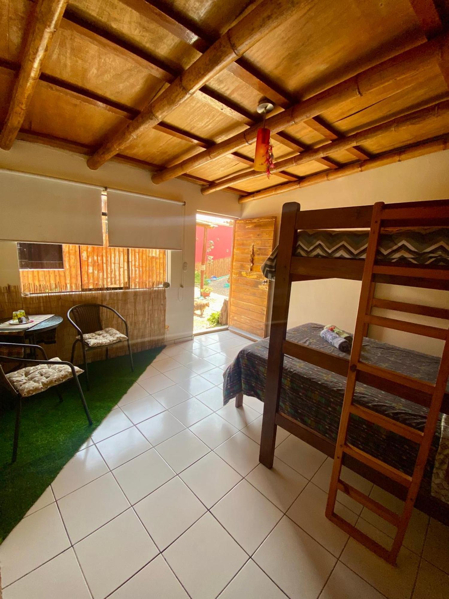 Surf House Chicama Hotel Puerto Chicama Bagian luar foto